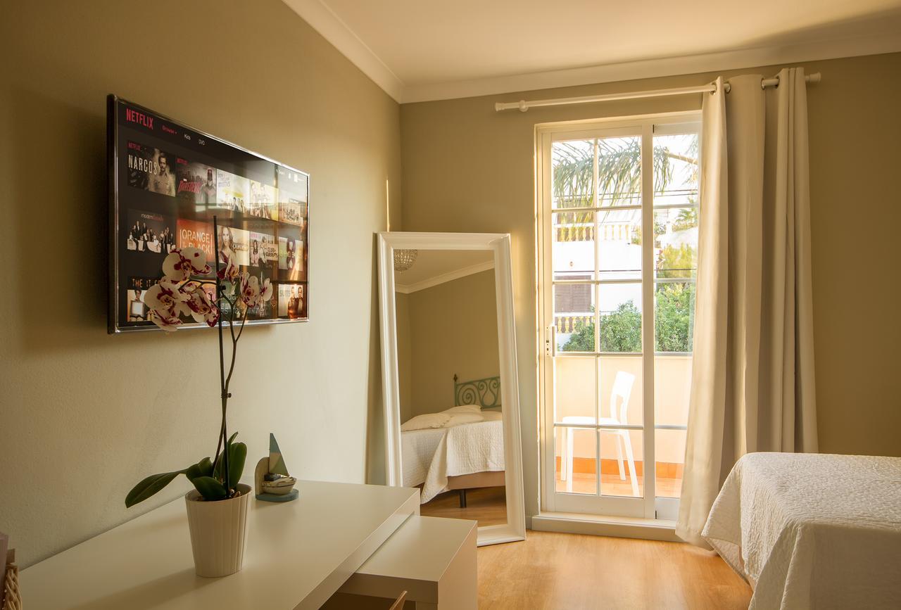 Lagos Suite Luaran gambar