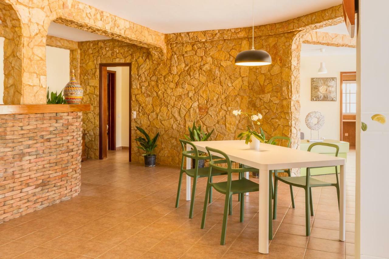 Lagos Suite Luaran gambar